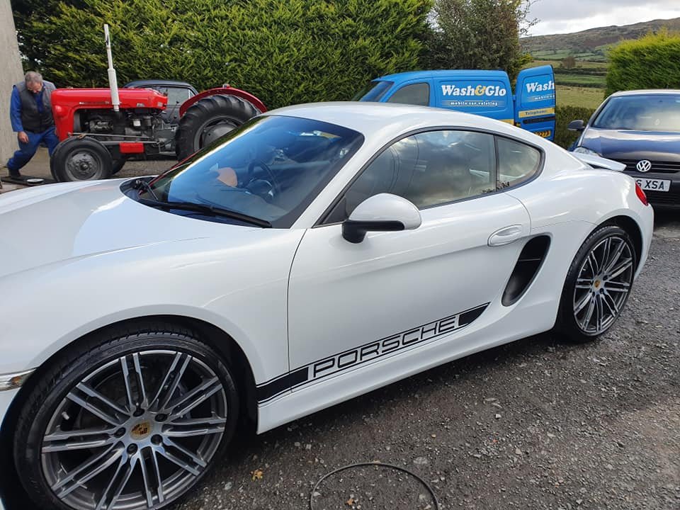 Wash  Glo-Mobile-Valeting-6